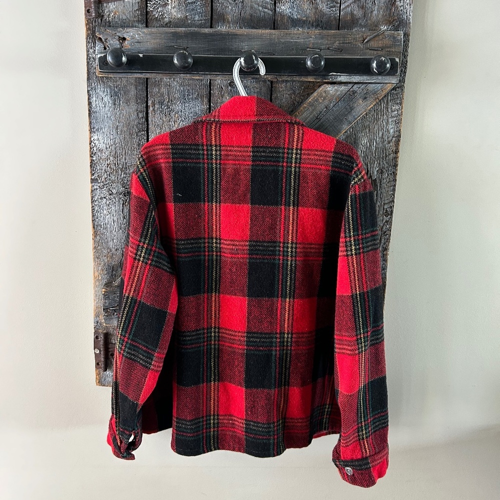 Vintage Men's Bell Shirt Wool Plaid Shacket Red & Black - size tag faded - Picture 2 of 3
